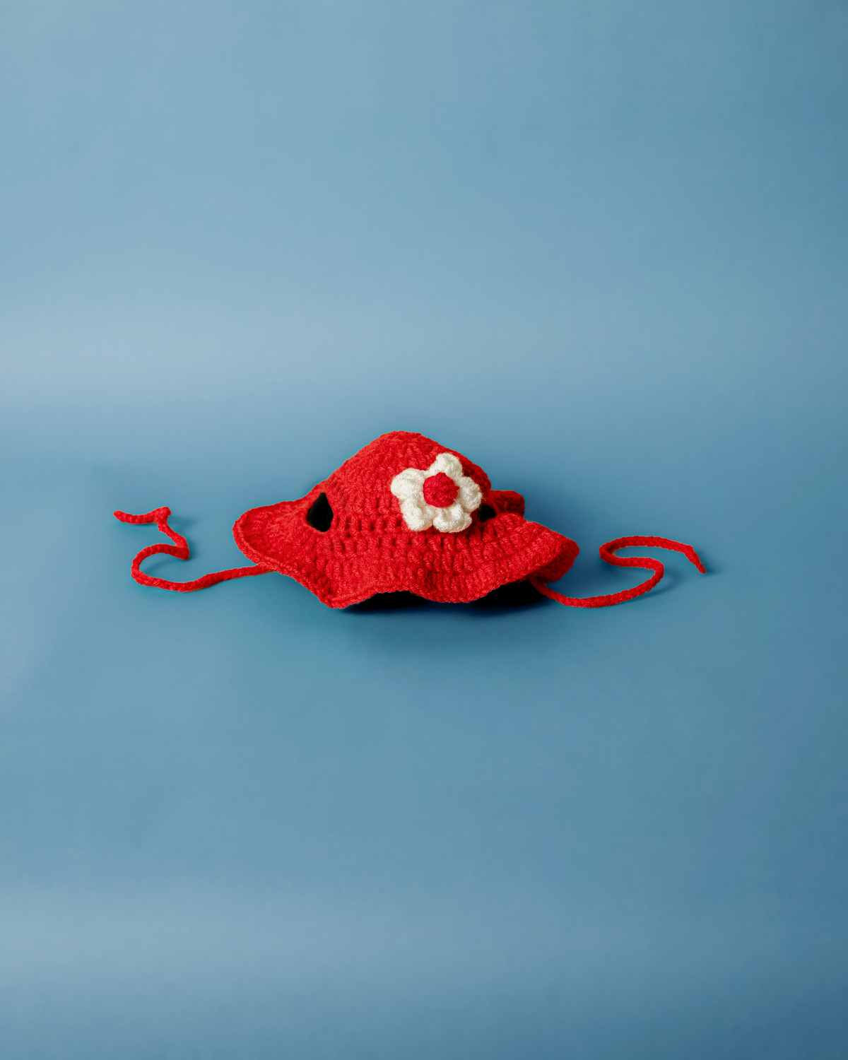 The Flower Bonnet (Red & White)